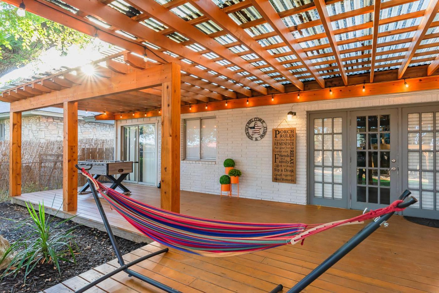 Luxurious Home With Hot Tub & Tree Deck By 6Flags San Antonio Ngoại thất bức ảnh