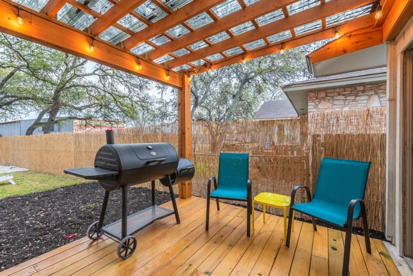 Luxurious Home With Hot Tub & Tree Deck By 6Flags San Antonio Ngoại thất bức ảnh