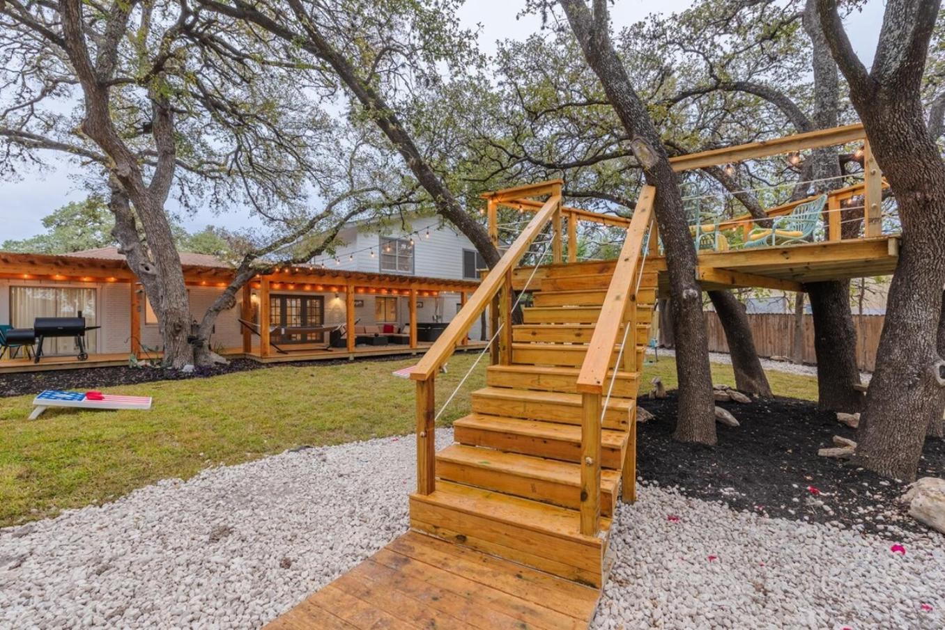 Luxurious Home With Hot Tub & Tree Deck By 6Flags San Antonio Ngoại thất bức ảnh